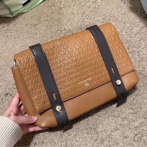 Michael Kors Tan and Black Leather Crossbody